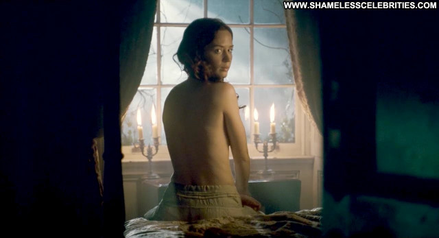 Emily Blunt The Wolfman Celebrity Topless Female Famous Beautiful