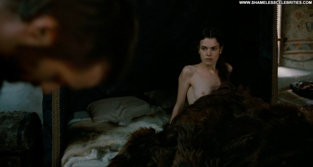 Camille Rutherford Mary Queen Of Scots Celebrity Topless Nude Posing