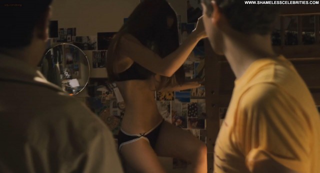 Portia Doubleday Youth In Revolt Posing Hot Bikini Celebrity Hot Sexy