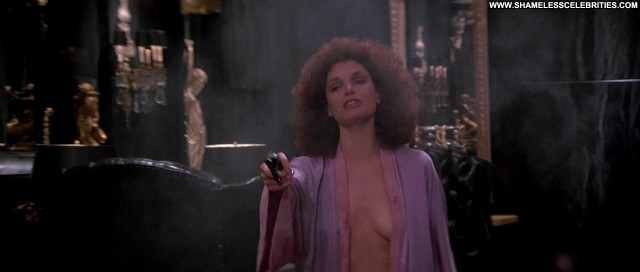 Mary elizabeth mastrantonio topless