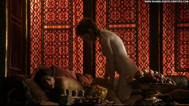 Sahara Knite Game Of Thrones S  E Posing Hot Celebrity Topless Nude