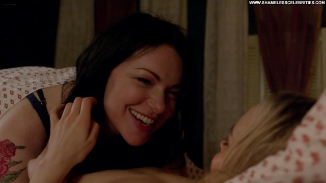 Laura Prepon Orange Is The New Black Posing Hot Nude Lesbian Topless