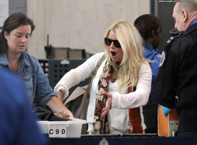 Jessica Simpson Lax Airport Beautiful Babe Posing Hot Celebrity High