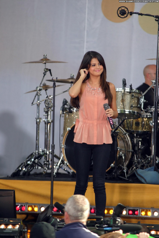 Selena Gomez Good Morning America Babe Celebrity Beautiful Posing Hot Selena Gomez Good Morning America Babe Celebrity Beautiful Posing Hot