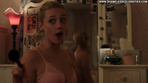 Lili reinhart tits