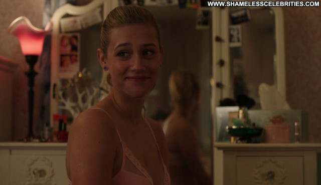 Lili Reinhart Riverdale Ii Beautiful Skinny Medium Tits International