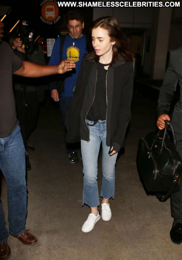 Lily Collins Lax Airport Babe Posing Hot Beautiful Angel Los Angeles