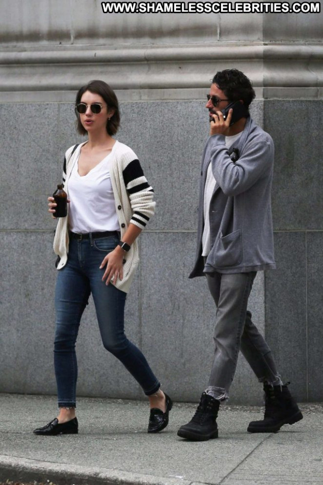 Adelaide Kane No Source Paparazzi Babe Celebrity Posing Hot Beautiful