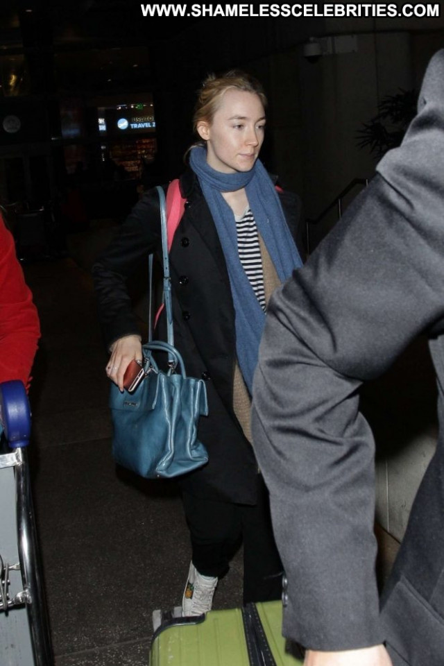 Saoirse Ronan Lax Airport Posing Hot Babe Angel Paparazzi Celebrity