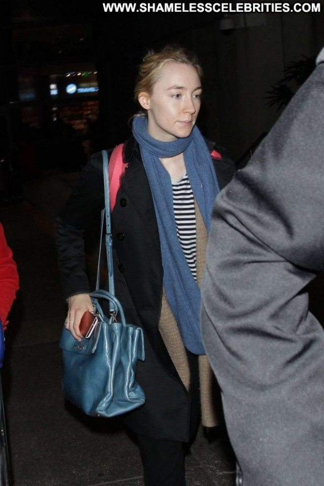 Saoirse Ronan Lax Airport Angel Celebrity Lax Airport Los Angeles