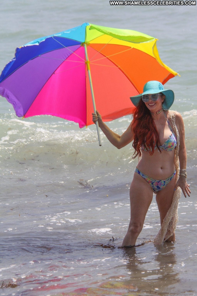 Alena Vodonaeva The Beach In Malibu Hot Beautiful Beach Bikini Legs