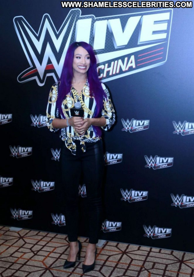 Sasha Banks No Source Paparazzi Beautiful Posing Hot Babe Celebrity