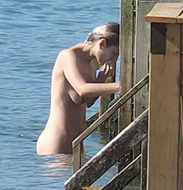 Marion Cotillard The Oc Babe Nude Beautiful Ocean Posing Hot Celebrity
