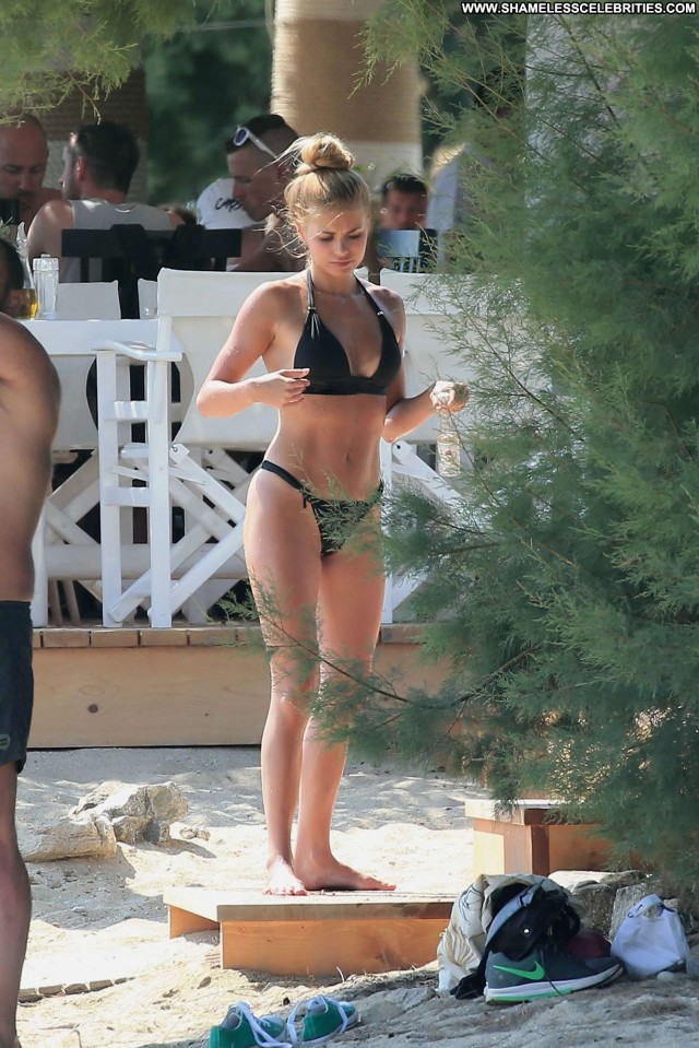 Pamela Reif No Source  Celebrity Beautiful Posing Hot Swimsuit Babe