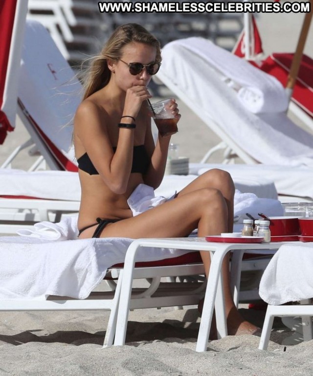 Natasha Poly The Beach  Babe Posing Hot Beach Celebrity Bikini