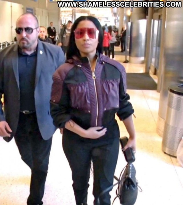 Nicki Minaj Lax Airport Paparazzi Posing Hot Celebrity Beautiful Los