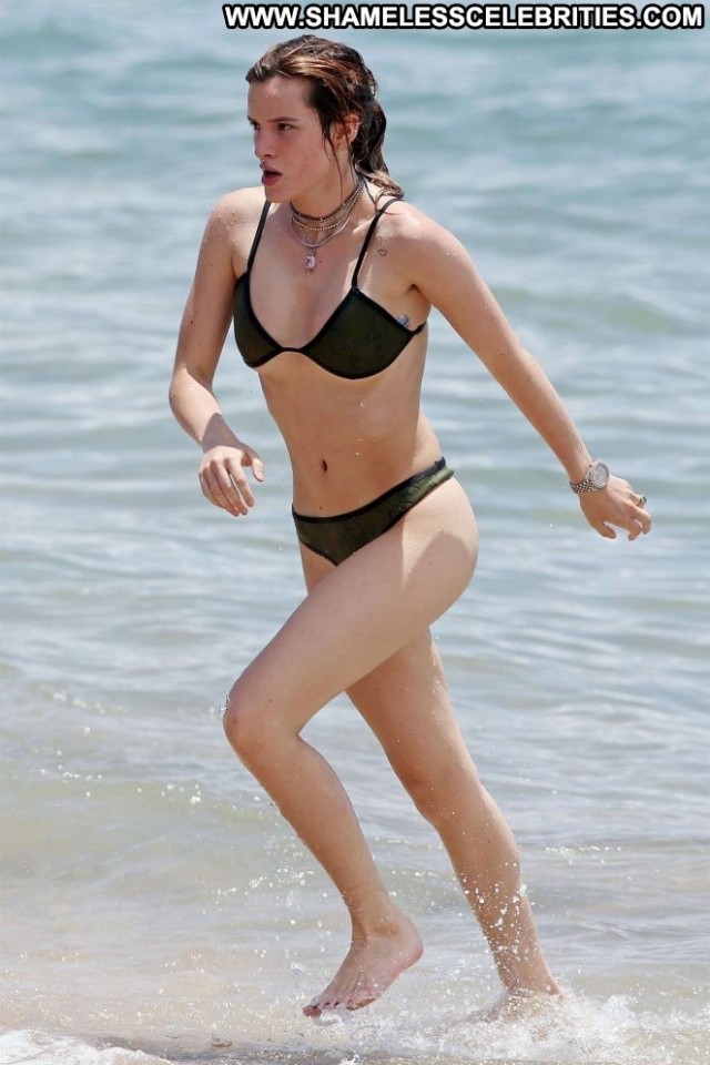 Bella Thorne In Bikini The Beach Babe Celebrity Beach Posing Hot