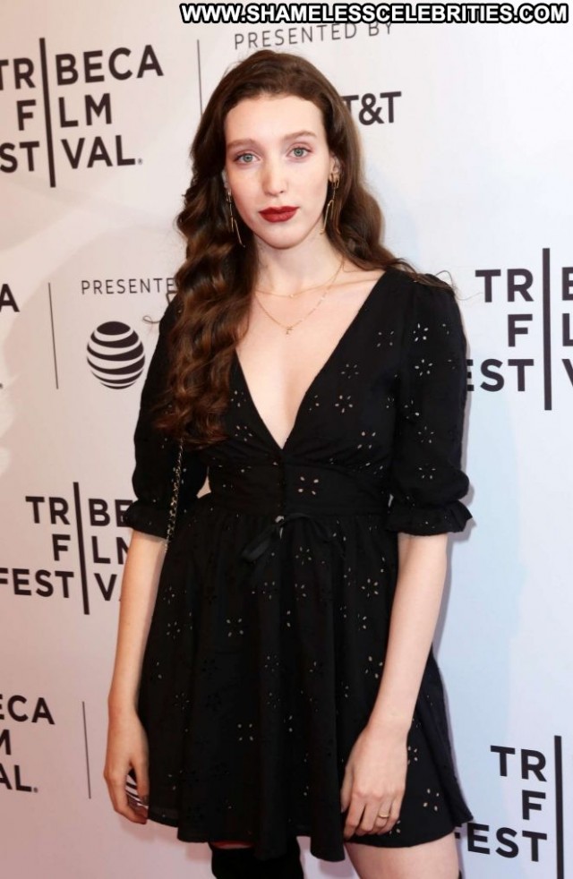 Isabelle Phillips Tribeca Film Festival  Paparazzi Beautiful Posing