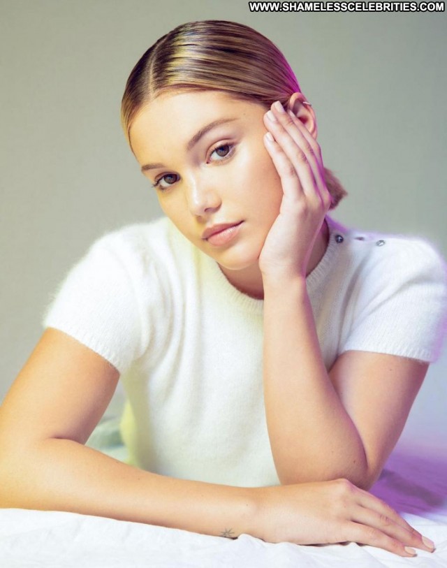 Olivia Holt No Source Babe Posing Hot Celebrity Beautiful