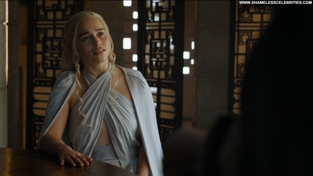 Emilia Clarke Game Of Thrones Topless Nude Celebrity Big Tits Boobs