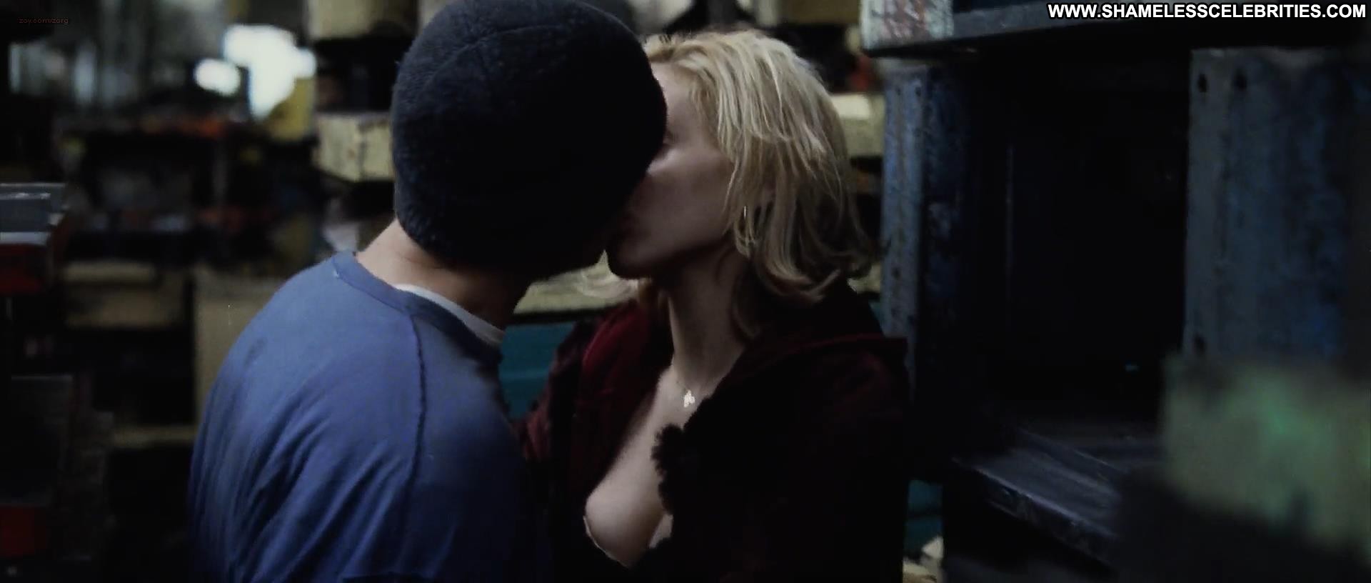 Kim basinger nude 8 mile
