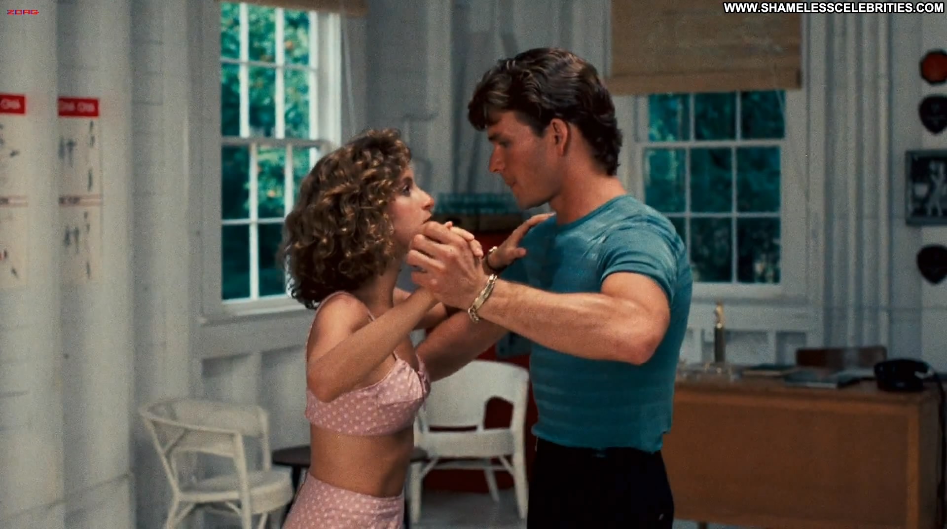 Dirty Dancing Jennifer Grey Dancing Celebrity Sexy Wet Posing Hot Movie Nud...