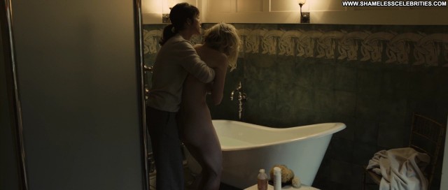 Kirsten Dunst Melancholia Posing Hot Celebrity Bed Topless Nude Bush