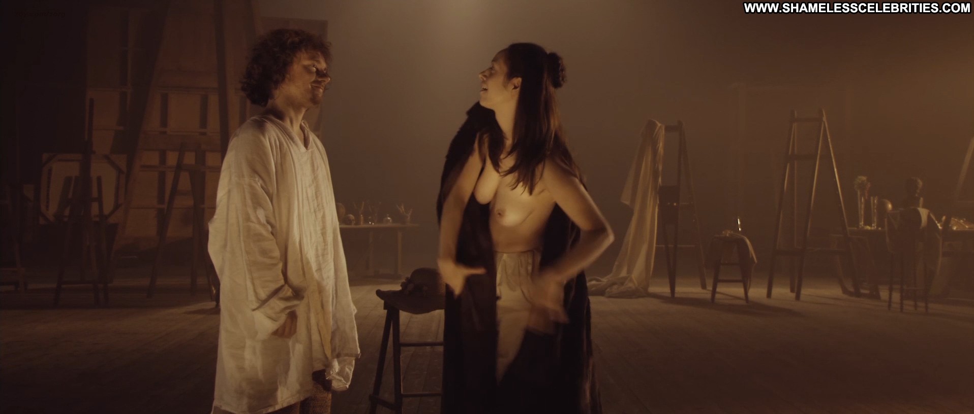 Holmes topless emily Katie Holmes