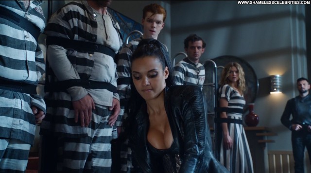 Morena Baccarin Gotham S  E Lingerie Celebrity Busty Big Tits Posing