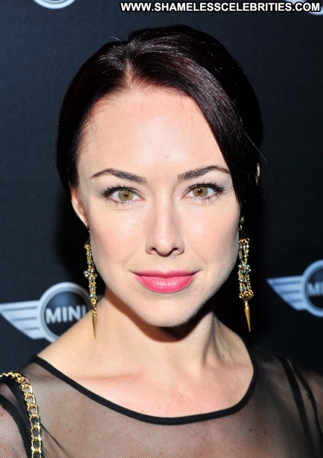 Lindsey Mckeon High Resolution Beautiful Posing Hot Babe