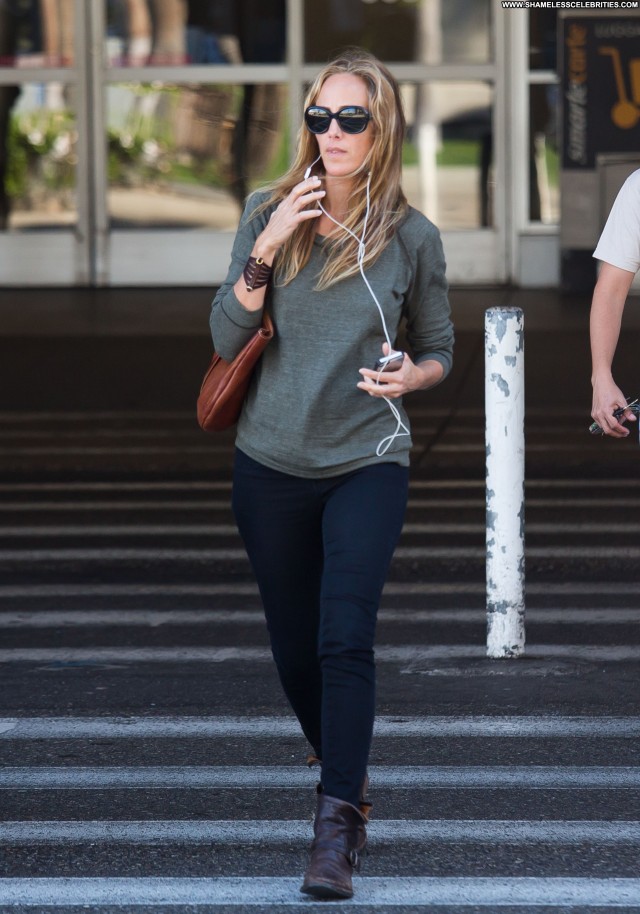 Kim Raver Lax Airport  Posing Hot Celebrity Beautiful Lax Airport