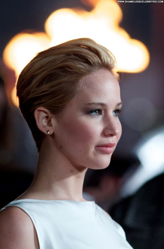 Jennifer Lawrence The Hunger Games High Resolution Babe Beautiful