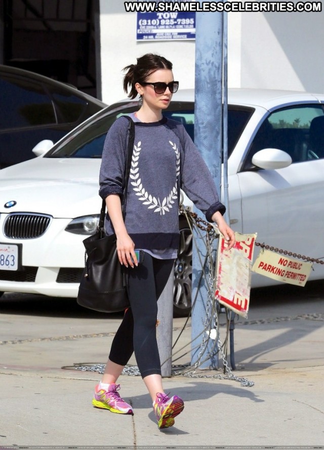 Lily Collins Gym In La Gym Beautiful Posing Hot Celebrity High