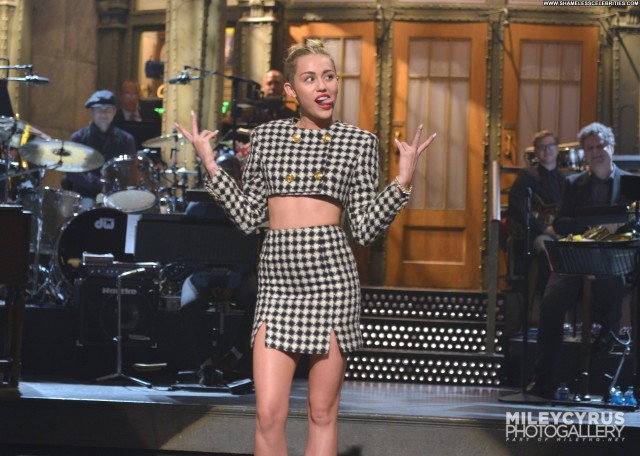 Miley Cyrus Saturday Night Live Celebrity Posing Hot High Resolution