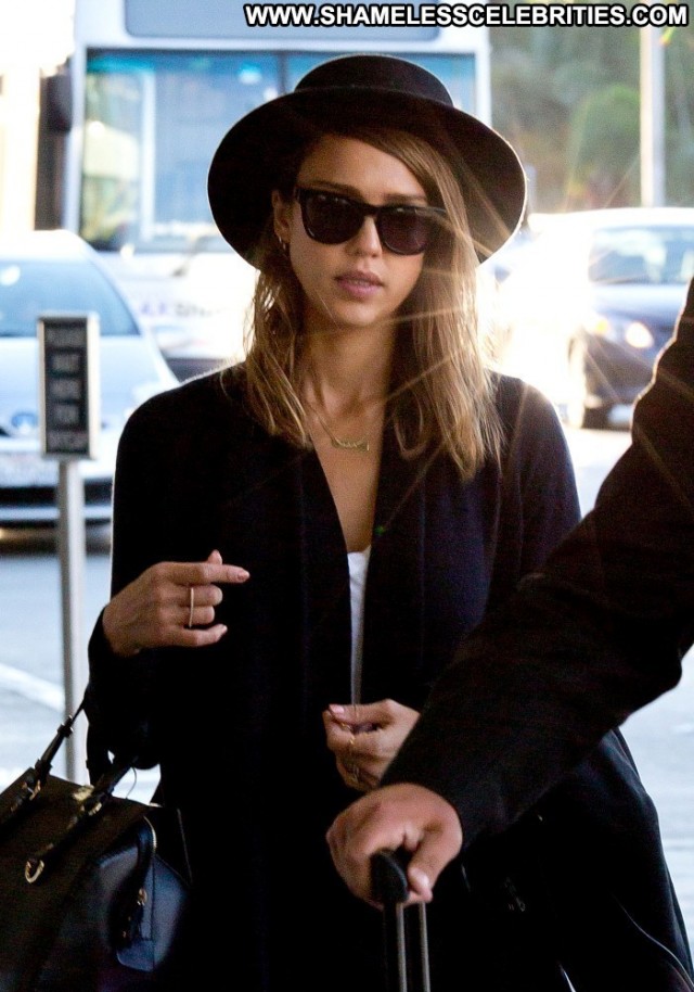 Jessica Alba Lax Airport High Resolution Posing Hot Lax Airport