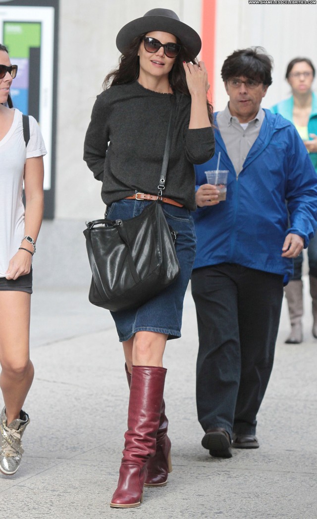 Katie Holmes No Source Nyc Babe Beautiful Skirt Boots High Resolution
