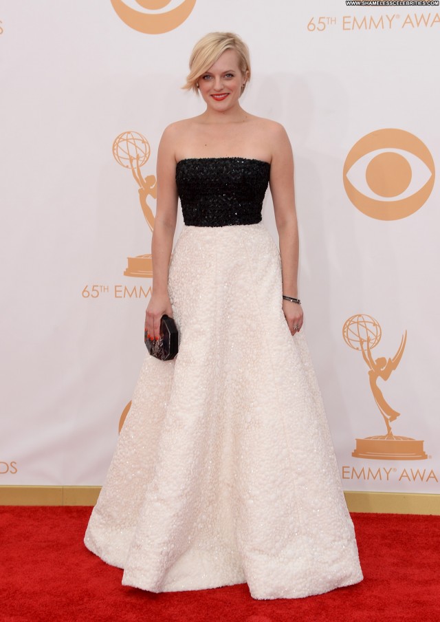 Elisabeth Moss Primetime Emmy Awards Beautiful Posing Hot Celebrity