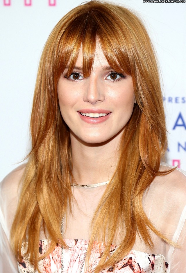 Bella Thorne Los Angeles Posing Hot Beautiful Babe Fashion Celebrity