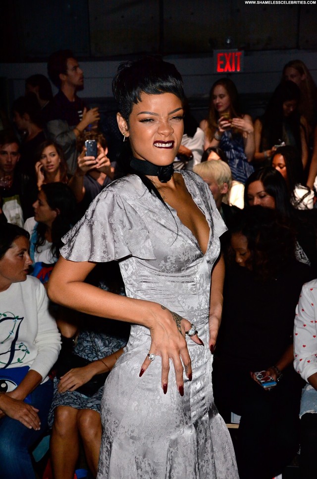 Rihanna Fashion Show Babe High Resolution Celebrity Fashion Beautiful