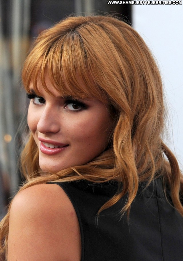 Bella Thorne Los Angeles Celebrity Beautiful Babe Posing Hot High