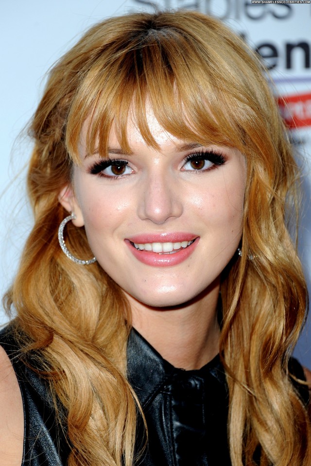 Bella Thorne Los Angeles Celebrity High Resolution Babe Beautiful