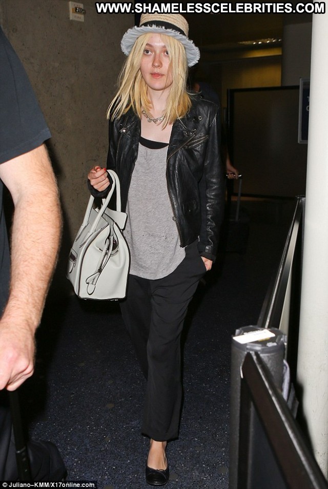 Dakota Fanning Lax Airport  Beautiful Celebrity Lax Airport High