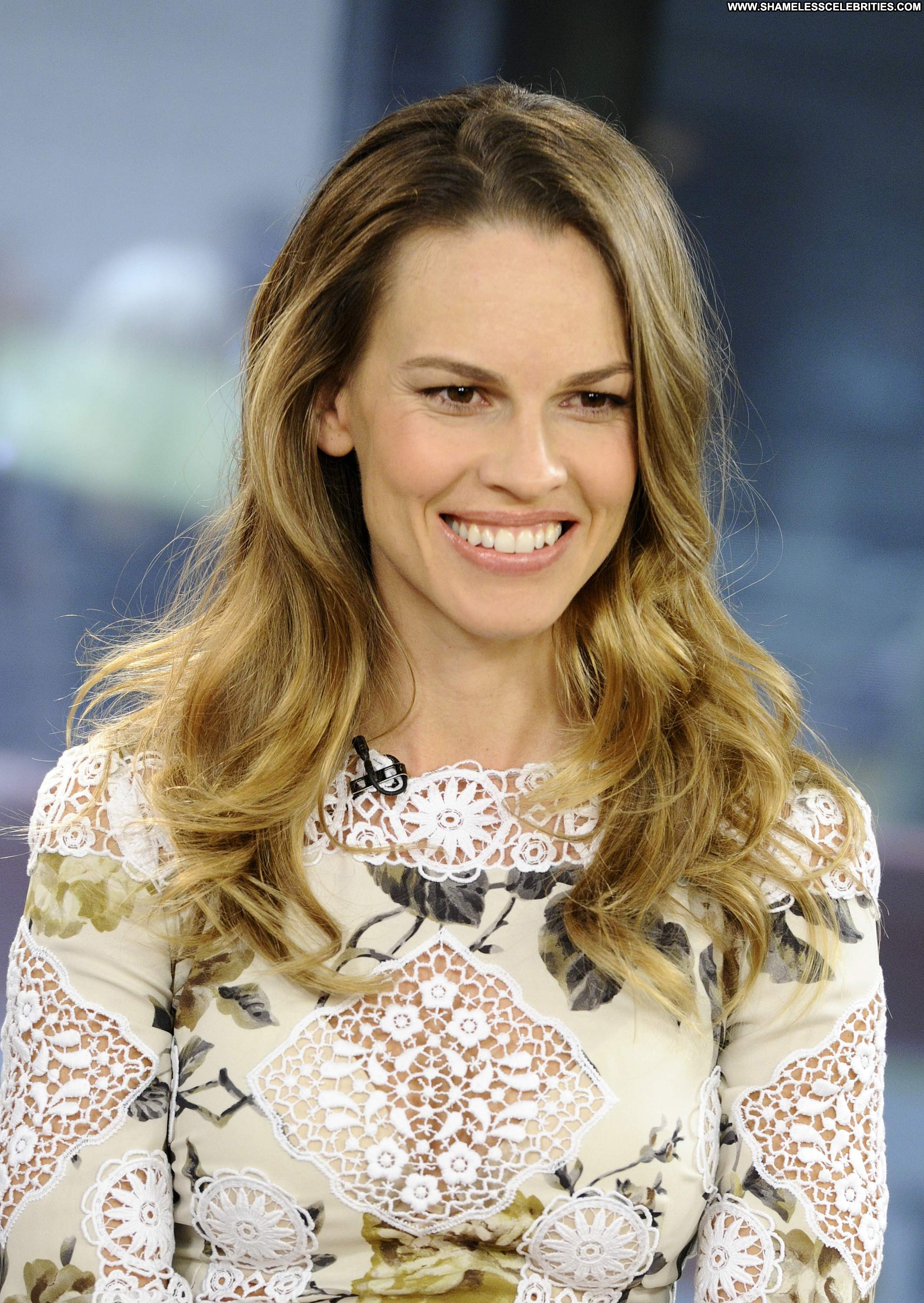 Hilary swank hot photos