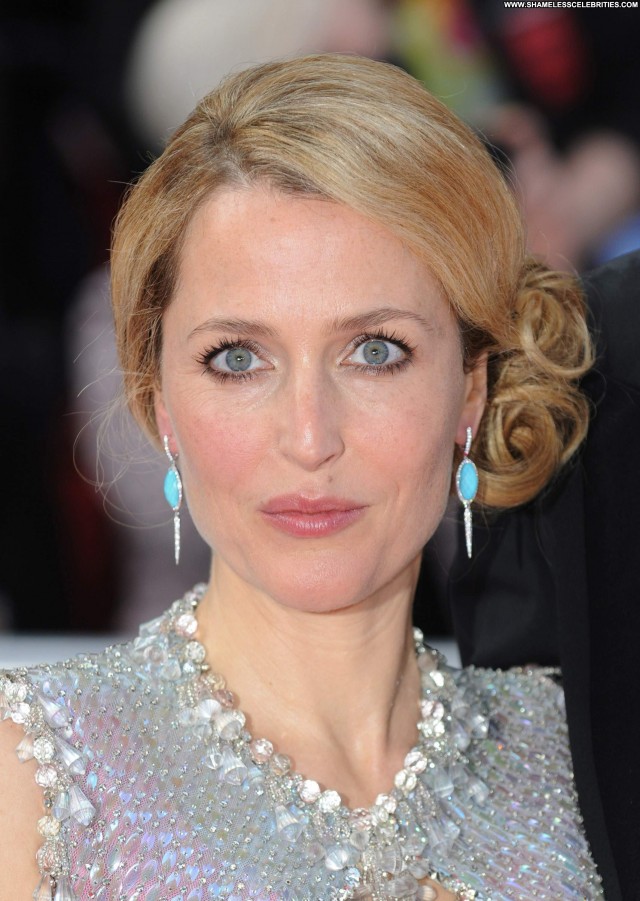 Gillian Anderson No Source Awards Beautiful British Posing Hot Babe