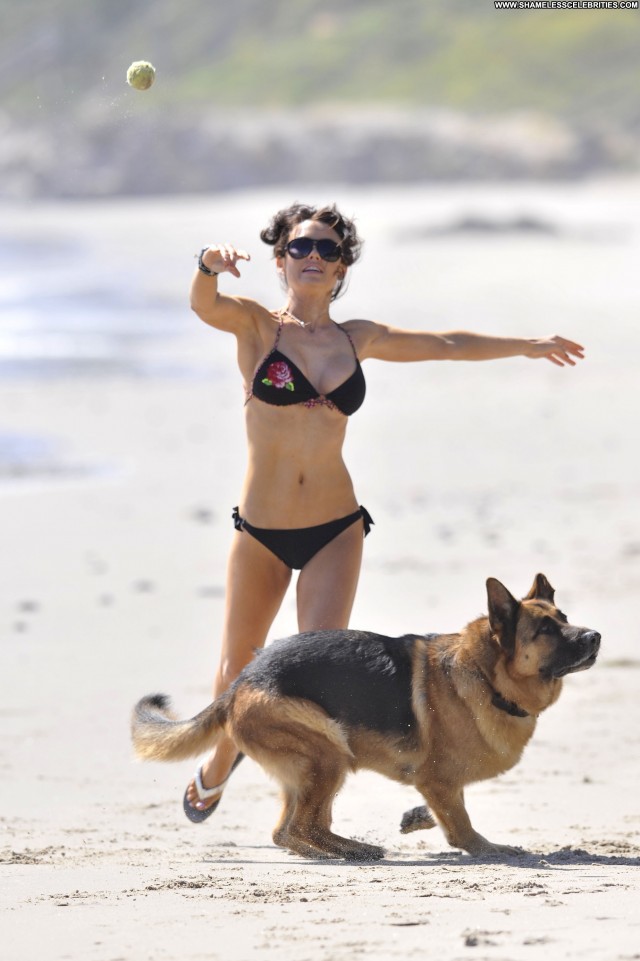 Kelly Carlson The Beach Posing Hot High Resolution Beach Celebrity