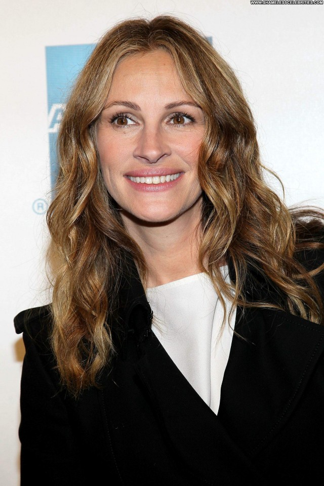 Julia Roberts Tribeca Film Festival  Babe Celebrity High Resolution