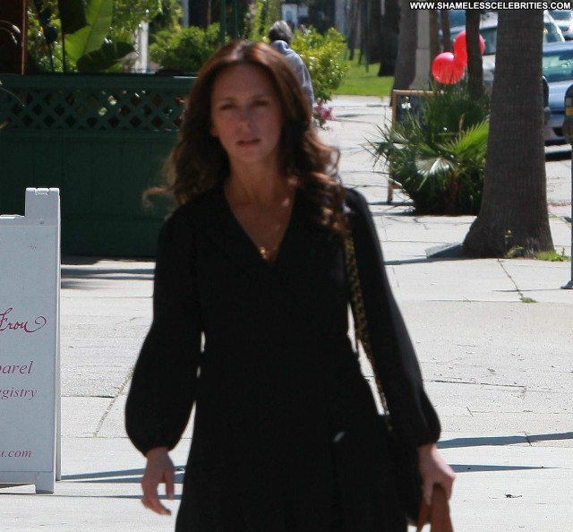 Jennifer Love Hewitt Beverly Hills High Resolution Babe Celebrity