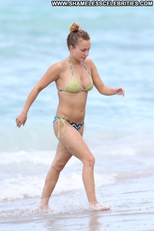 Hayden Panettiere Miami Beach Beach Posing Hot Bikini Beautiful High