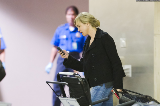 Renee Zellweger Lax Airport Posing Hot Lax Airport Babe High