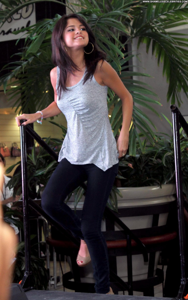 Selena Gomez Monte Carlo Celebrity Beautiful Posing Hot High